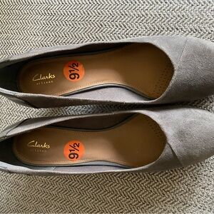 Clarks Women's Classic Gray Suede Heels